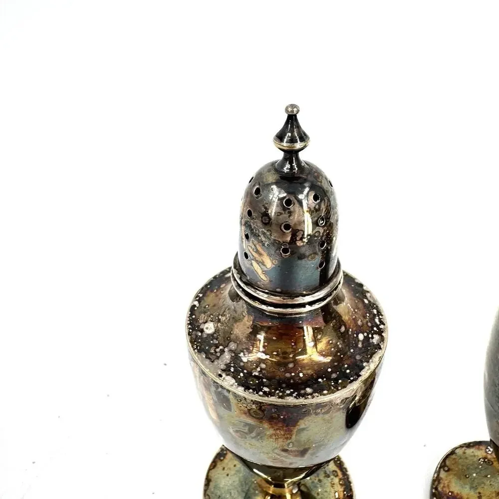 Vintage W M Co 107 Silver Plate Salt & Pepper Shaker Set